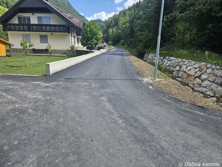 Sanacija poškodovanega cestišča skozi vas Krivčevo (3)